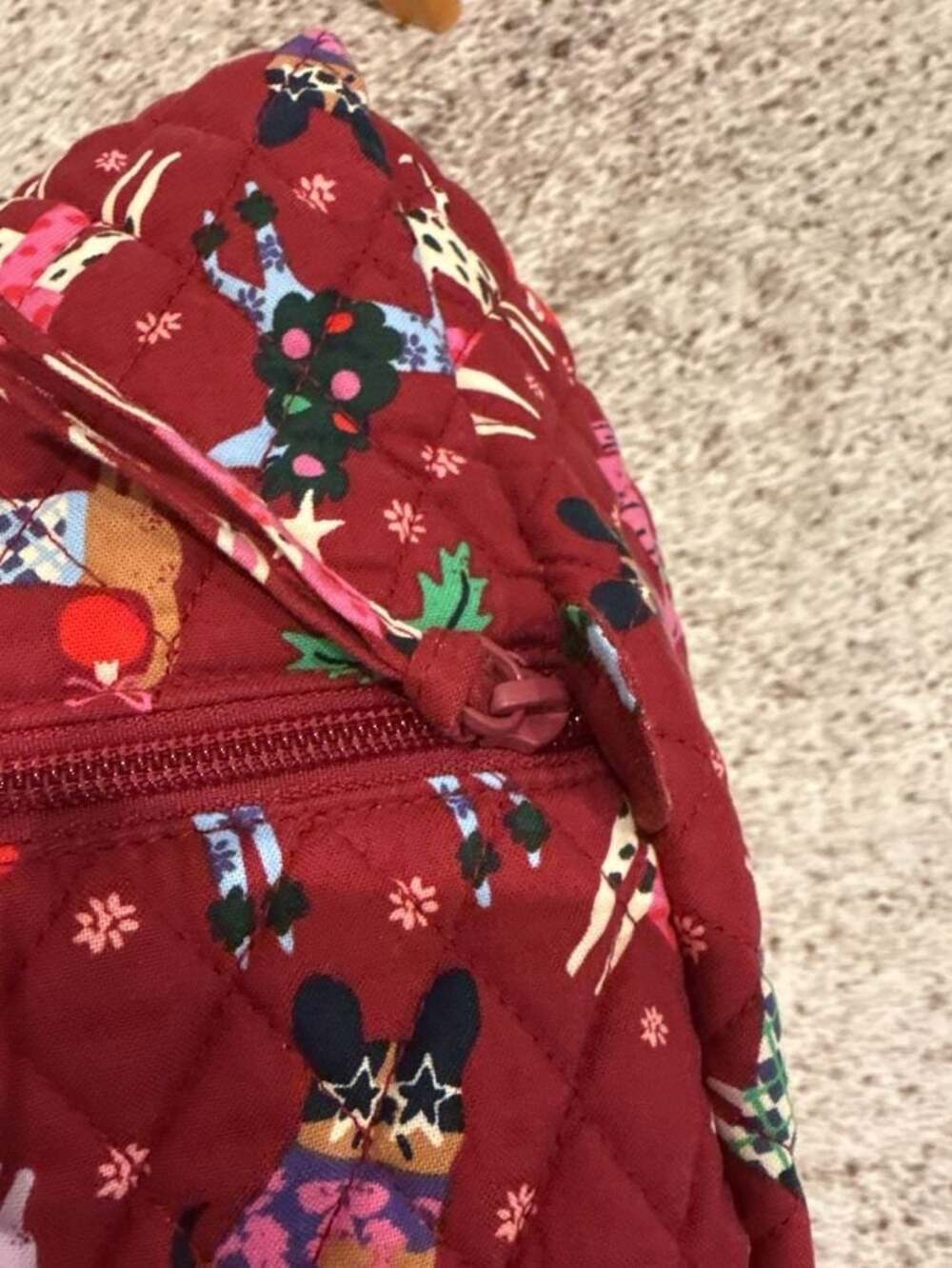 Vera Bradley Grand Tote Holiday Hounds Christmas Dogs Quilted Bag - Picture 4 of 14